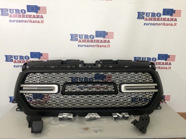 Front Grille w/ LED